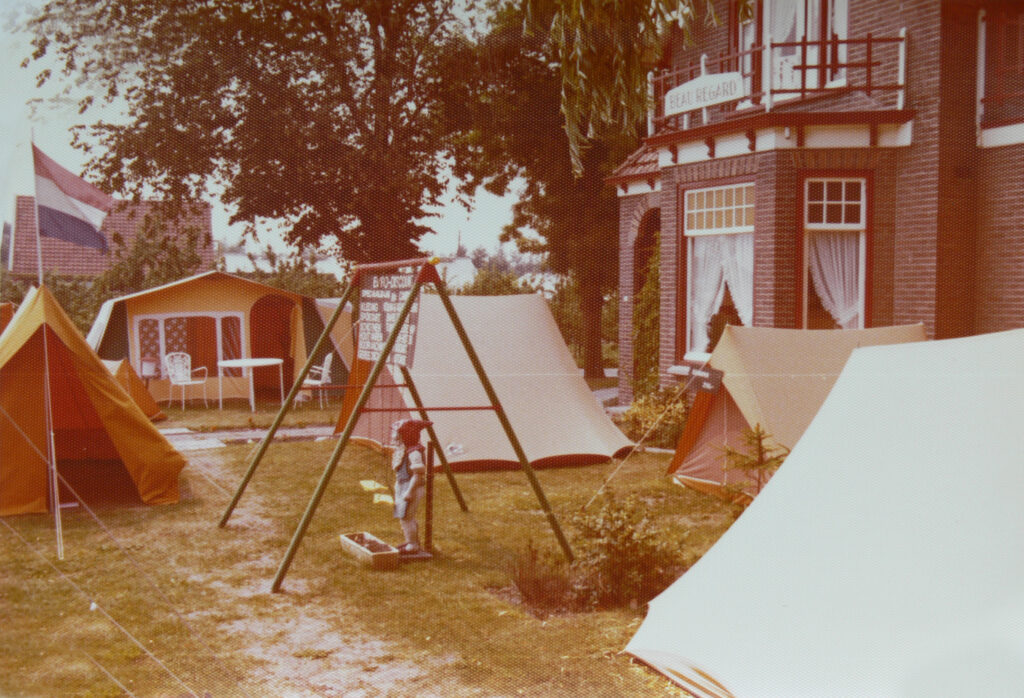 Tenten in de tuin 1974