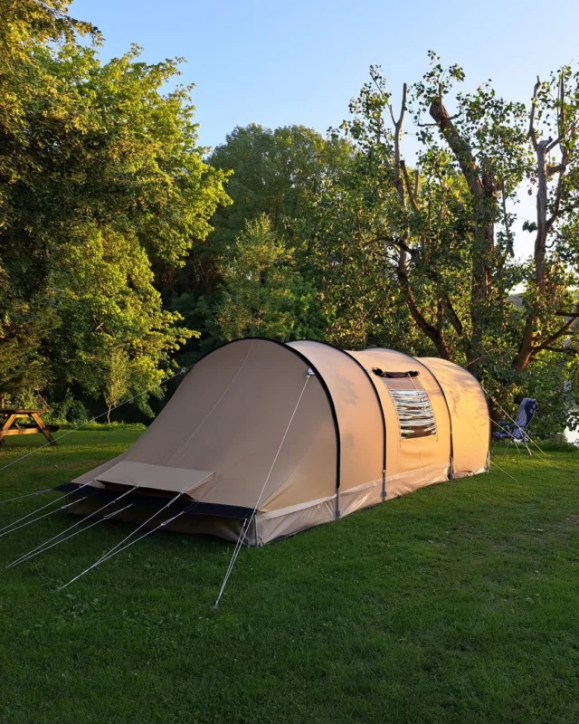 The Karsten Novia - Karsten Tenten